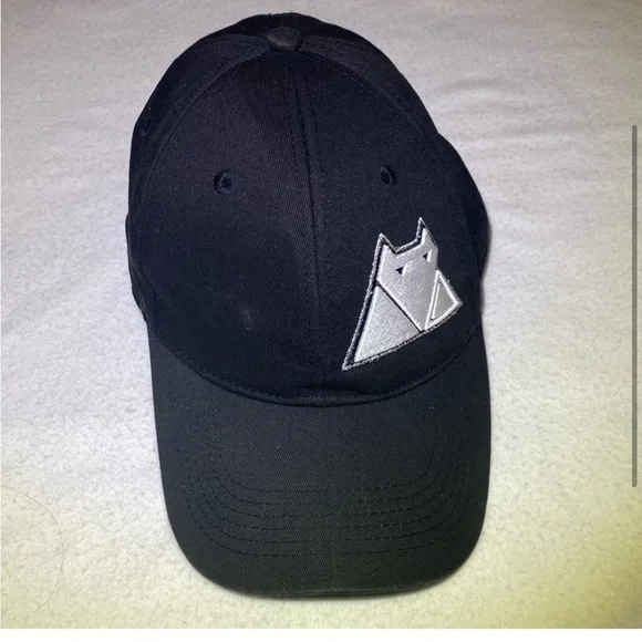 Wolf Creek Black with White Embroidery Hat - Picture 2 of 4